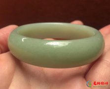 戴佘太翠能淡斑吗？佘太翠为什么越戴越亮？